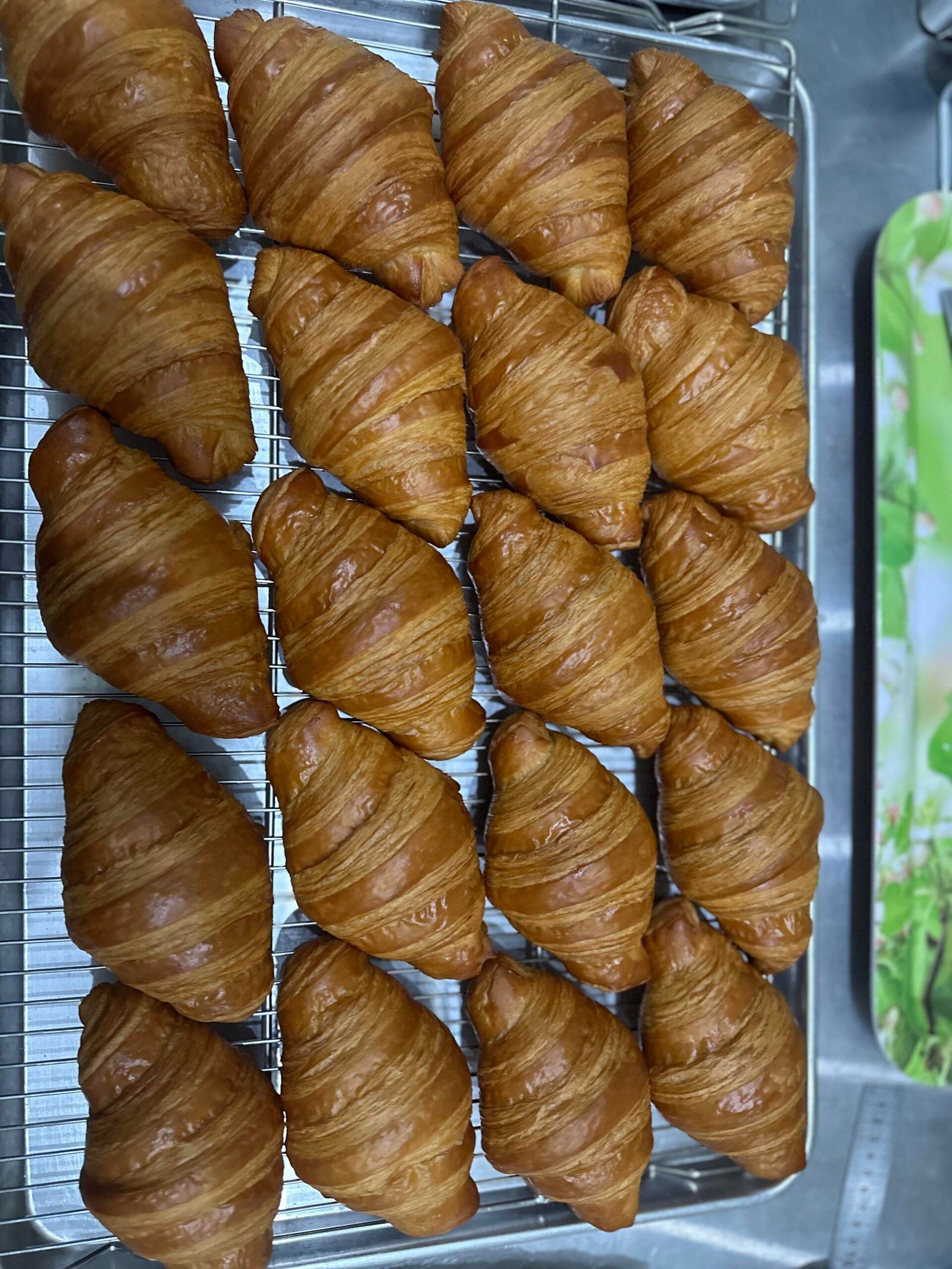 3rd-try-at-croissants-v0-qi729fp4nvqd1